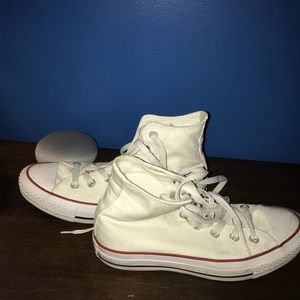 Boy’s Size 5 Converse All Stars High tops